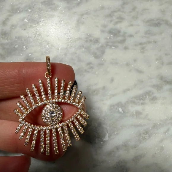 Lot of fun pendants for jewelry making skulls evil eye mama - Picture 2 of 7